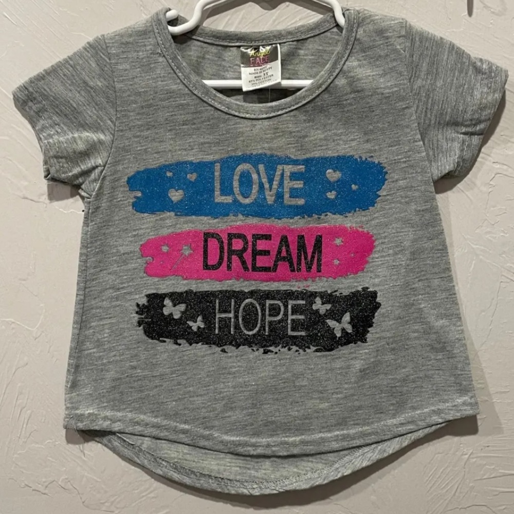 Angel Face Outfit “Love Dream Hope”-Size:3T, Gray Tee & Black bottoms